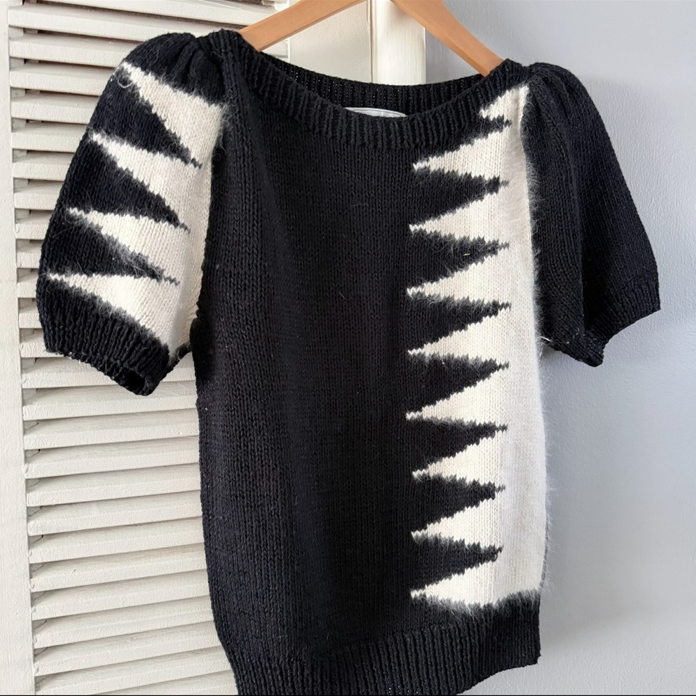 Vintage Nannell Hand Knitted angora rabbit hair/wool blend black white Sweater S - Picture 3 of 5